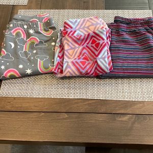 3 pair of girls leggings size 10/12